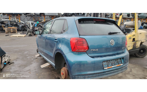 Volkswagen Polo 5 (6R) (2009 - 2015) - imagine 3