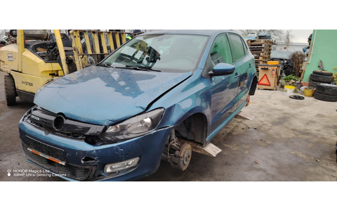 Volkswagen Polo 5 (6R) (2009 - 2015) - imagine 1