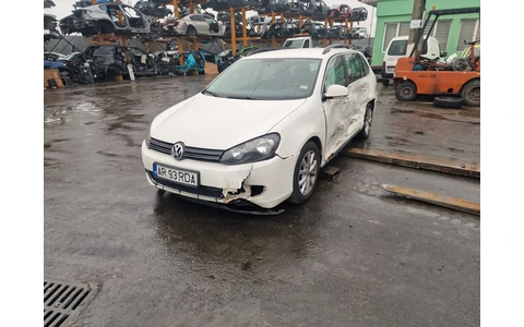 Volkswagen Golf 6 (2008 - 2015) - imagine 3