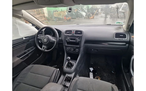 Volkswagen Golf 6 (2008 - 2015) - imagine 4