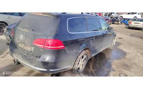Volkswagen Passat B7 (2010 - 2015) - imagine 4