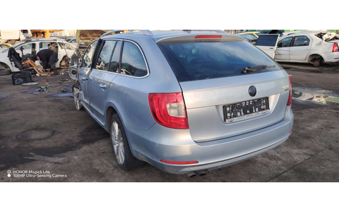 Skoda Superb 2 (facelift) (2013 - 2015) - imagine 4