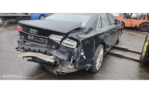 Audi A8 D4/4H (facelift) (2013 - 2018) - imagine 4