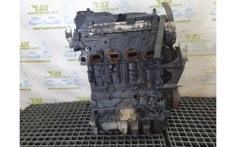 Motor complet fara anexe cfgb Volkswagen Passat B7 (2010 - 2015) - imagine 4