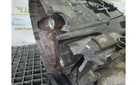 Cutie de viteze manuala 5 trepte MDM Volkswagen Passat B6 (2005 - 2010) - imagine 10