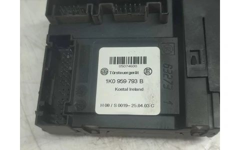 Motoras geam stanga fata 1k0959793b Volkswagen Touran 1 (2003 - 2006) - imagine 3