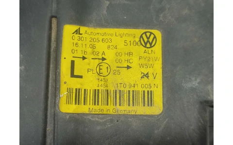 Far stanga Volkswagen Touran 1 (2003 - 2006) - imagine 3