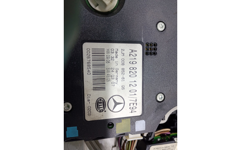 Plafoniera a2198201201 Mercedes Benz CLS-Class C219 (2004 - 2008) - imagine 3