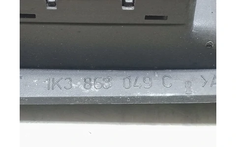 Panou comanda geamuri 1k3868049c Volkswagen Golf 5 (2003 - 2009) - imagine 3