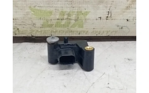 Senzor impact 6977398 BMW Seria 5 E60/E61 (2003 - 2007) - imagine 2