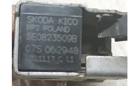 Broasca capota 5e0823509b Skoda Octavia 3 (facelift) (2017 - 2020) - imagine 3