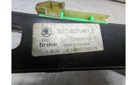 Macara geam stanga fata 5e0837461b Skoda Octavia 3 (facelift) (2017 - 2020) - imagine 3