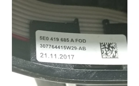 Volan in 3 spite cu comenzi 5e0419685a Skoda Octavia 3 (facelift) (2017 - 2020) - imagine 3