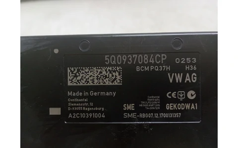 Modul confort 5Q0937084cp Skoda Octavia 3 (facelift) (2017 - 2020) - imagine 3
