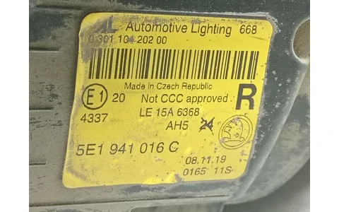 Far dreapta 5e1863241ap Skoda Octavia 3 (facelift) (2017 - 2020) - imagine 3