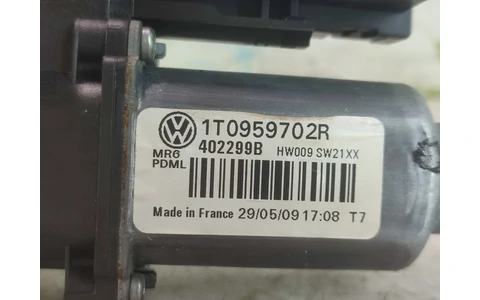 Motoras geam stanga fata 1t0959702r Skoda Octavia 2 (facelift) (2008 - 2013) - imagine 3