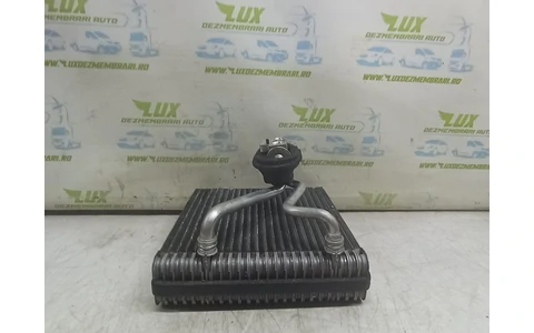 Radiator clima bord 1k0820679 Volkswagen Golf 5 (2003 - 2009) - imagine 2