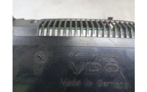 Ceasuri de bord a2c53020569 BMW Seria 5 E60/E61 (2003 - 2007) - imagine 3