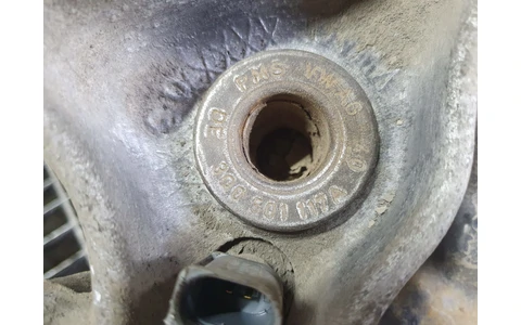 Fuzeta stanga spate 3q0501117a Volkswagen Passat B8 (2014 - 2020) - imagine 2