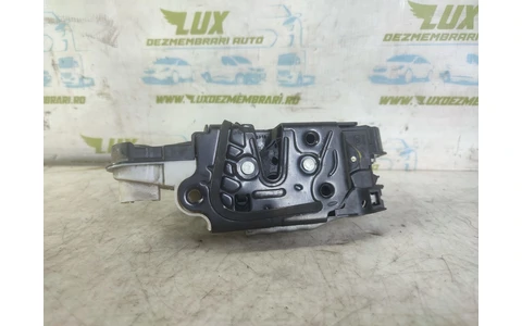 Broasca stanga fata 5e1837015a Volkswagen Passat B8 (2014 - 2020) - imagine 3