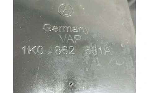Consola centrala 5k0863243c Volkswagen Golf 6 (2008 - 2015) - imagine 3