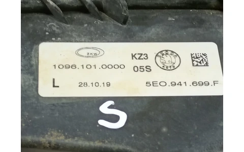Proiector ceata stanga 5e0941699f Skoda Octavia 3 (facelift) (2017 - 2020) - imagine 3