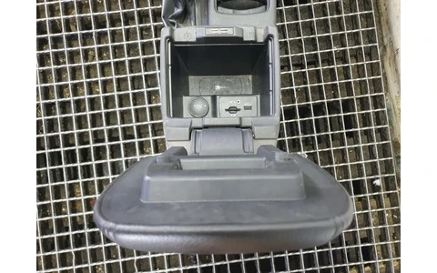 Consola centrala f1eb-a045a-06c Ford Focus 3 (facelift) (2014 - 2020) - imagine 2