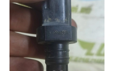 Senzor nivel lichid parbriz 0023935 Ford Focus 3 (facelift) (2014 - 2020) - imagine 3