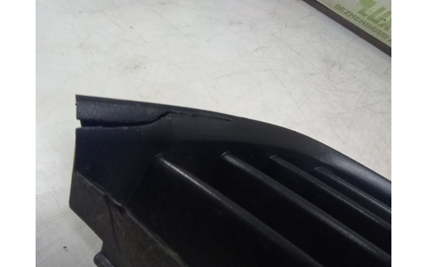 Grila bara fata 5k0853677a Volkswagen Golf 6 (2008 - 2015) - imagine 2