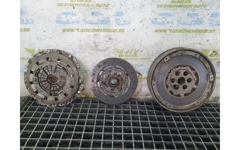 Kit ambreiaj volanta cu masa dubla 21217560207 BMW Seria 3 E90 (2004 - 2010) - imagine 2