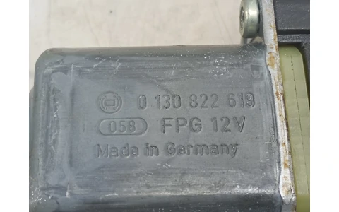 Motoras geam dreapta fata 0130822619 Ford Fiesta 6 (facelift) (2013 - 2020) - imagine 4