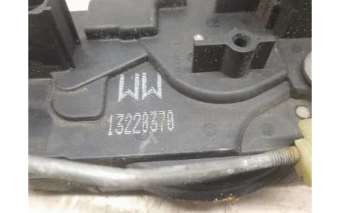 Broasca dreapta fata 13220370 Opel Astra H (2004 - 2007) - imagine 3