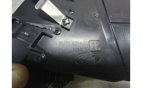 Grila ventilatie bord bm51a014L20 Ford Focus 3 (2011 - 2015) - imagine 3
