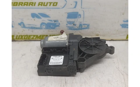 Motoras geam dreapta spate 1k0959792G Volkswagen Touran 1 (facelift) (2006 - 2010) - imagine 2