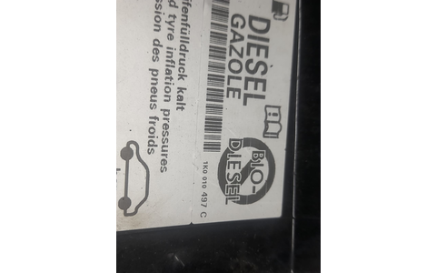 Usita rezervor 1k0010497 Volkswagen Golf 6 (2008 - 2015) - imagine 3