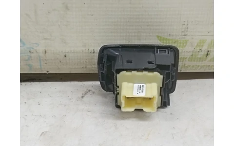 Buton geam 809616873r Dacia Logan 2 (facelift) (2017 - 2020) - imagine 2