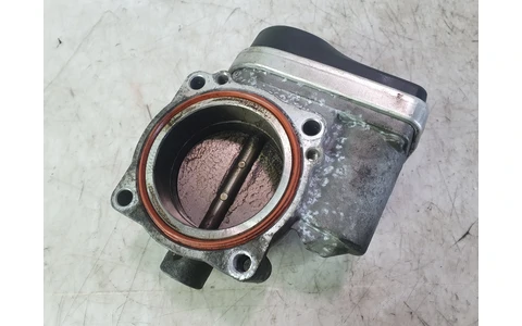 Clapeta acceleratie 1439224 BMW Seria 1 E87 (2004 - 2007) - imagine 2