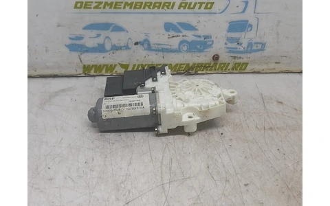 Motoras geam dreapta spate 1c0959812A Volkswagen Golf 4 (1997 - 2006) - imagine 2