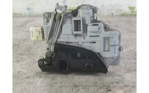 Broasca dreapta spate 4f0839016 Audi A6 4F/C6 (2004 - 2008) - imagine 2