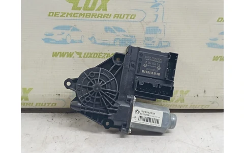 Motoras geam dreapta fata 1T0959702R Volkswagen Golf 5 (2003 - 2009) - imagine 2