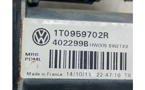 Motoras geam dreapta fata 1T0959702R Volkswagen Golf 5 (2003 - 2009) - imagine 4