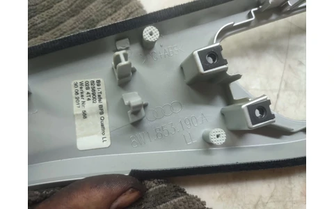 Ornament bord 8w1853190a Audi A4 B9 (2015 - 2020) - imagine 3