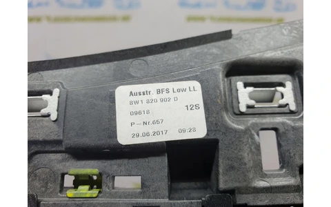 Grila ventilatie bord 8w1820902d Audi A4 B9 (2015 - 2020) - imagine 2