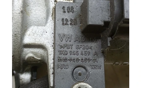 Pompa frana 1k0945459a Volkswagen Golf 5 (2003 - 2009) - imagine 3