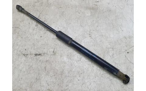 Amortizor capota 8w0823359b Audi A4 B9 (2015 - 2020) - imagine 2