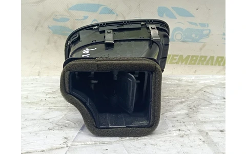 Grila ventilatie bord 5k0819710d Volkswagen Golf 6 (2008 - 2015) - imagine 3