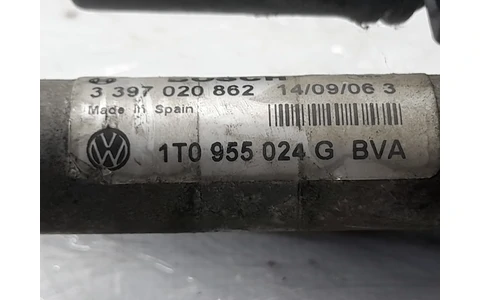 Ansamblu stergatoare parbriz 1t0955024G Volkswagen Touran 1 (facelift) (2006 - 2010) - imagine 3