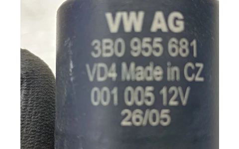Pompa spalare parbriz 3B0955681 Volkswagen Touareg 1 (7L) (2002 - 2007) - imagine 3