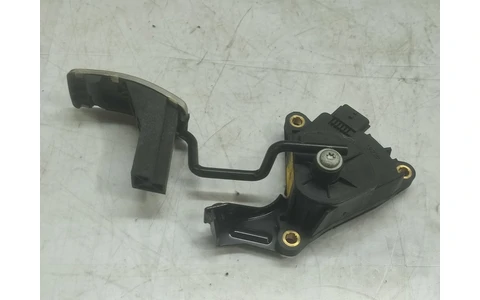 Pedala acceleratie Nissan Qashqai 2 J11 (2013 - 2020) - imagine 3
