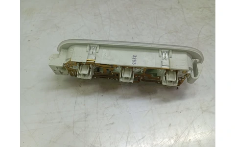 Lampa plafon 8200073234 Renault Captur 1 (facelift) (2017 - 2019) - imagine 3
